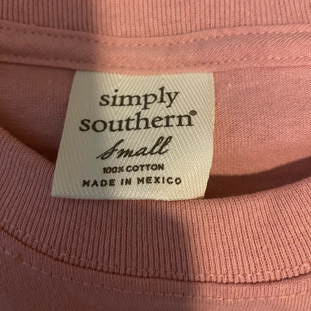 Simply Southern Pink Pineapple T-Shirt - Picture 4 of 5